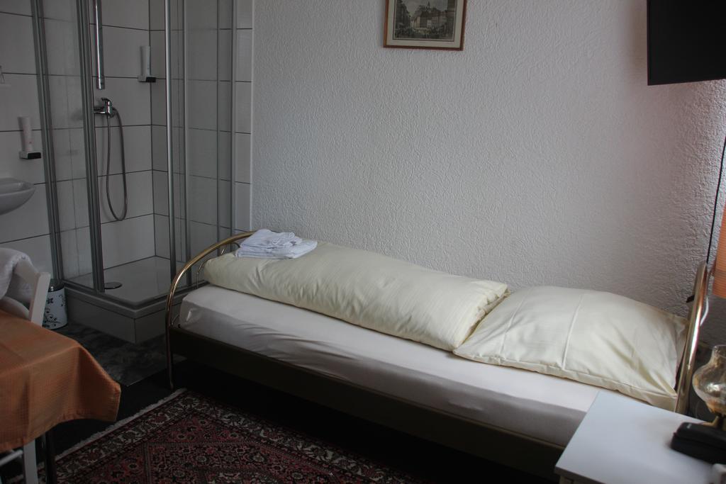 Airport-Hotel Zum Taubengrund Κέλστερμπαχ Εξωτερικό φωτογραφία