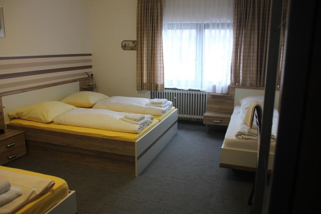 Airport-Hotel Zum Taubengrund Κέλστερμπαχ Εξωτερικό φωτογραφία